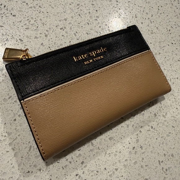 Kate spade envelope wallet - Picture 1 of 3
